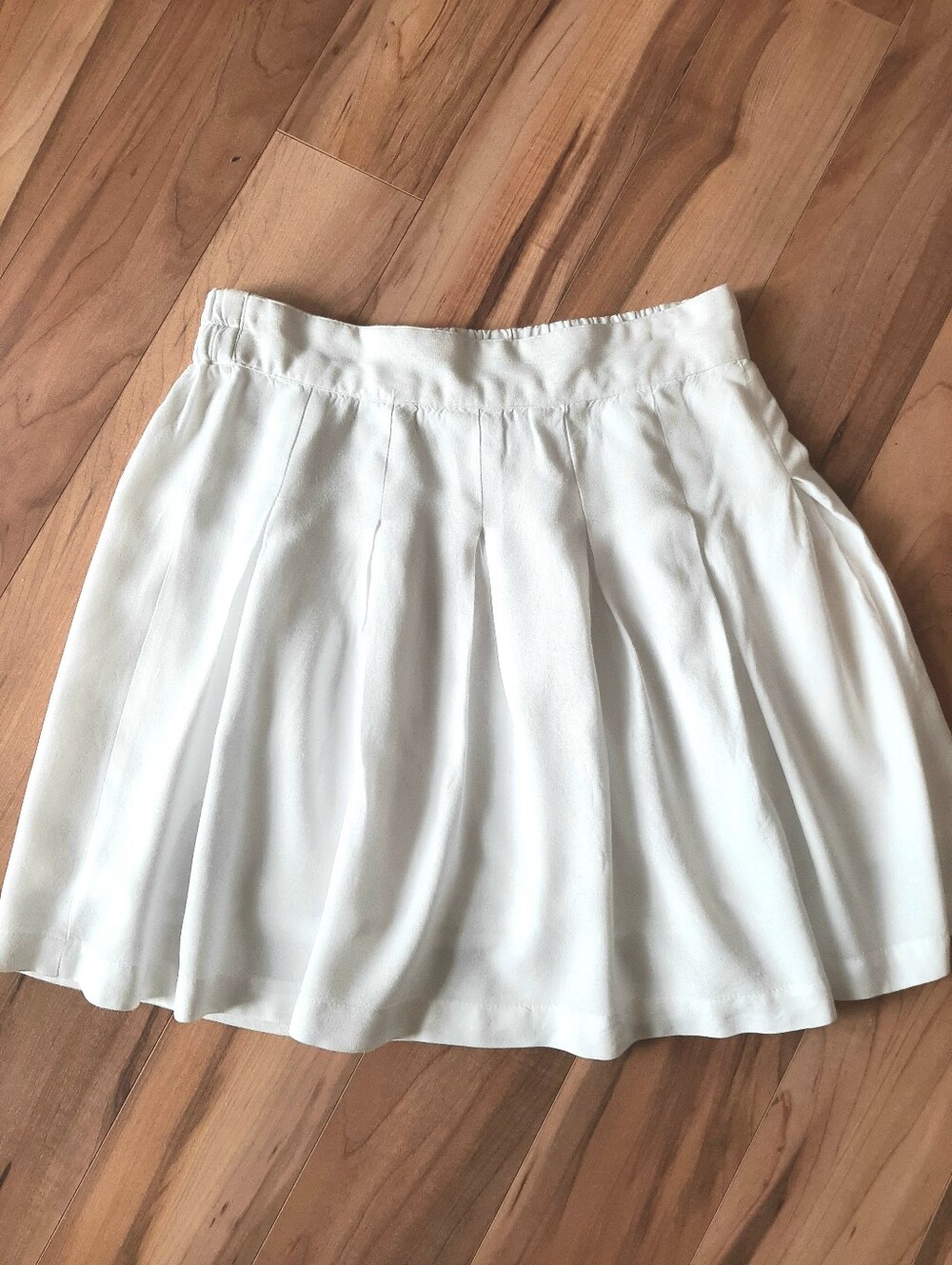 Preppy Academia Classic White Pleated Lightweight Resortwear Mini Skirt